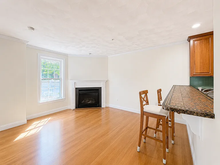 360A Charles St #1 — Photo 3