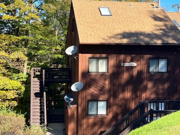 3 Winter Park Dr. Unit 6 #6, Vernon Twp., NJ 07462