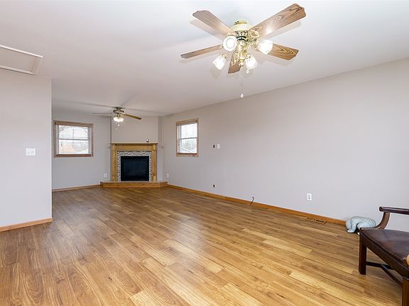 5th image of 333 33rd Avenue Ct
