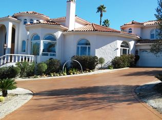 9779 Crystal Ridge Dr, Escondido, CA 92026