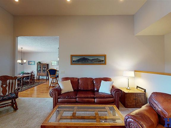 4th image of 4651 S 86th Ct