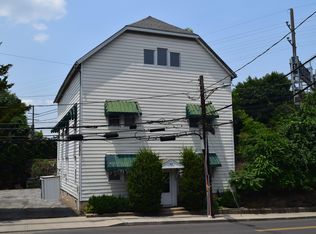 42 N Water St, Greenwich, CT 06830