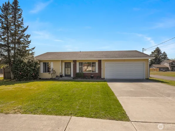 318 3rd Avenue SE, Pacific, WA 98047