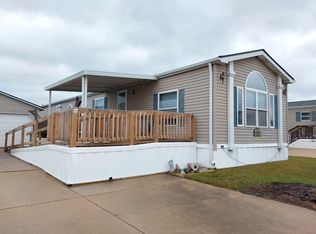 1786 Eagleview Dr, Marion, IA 52302