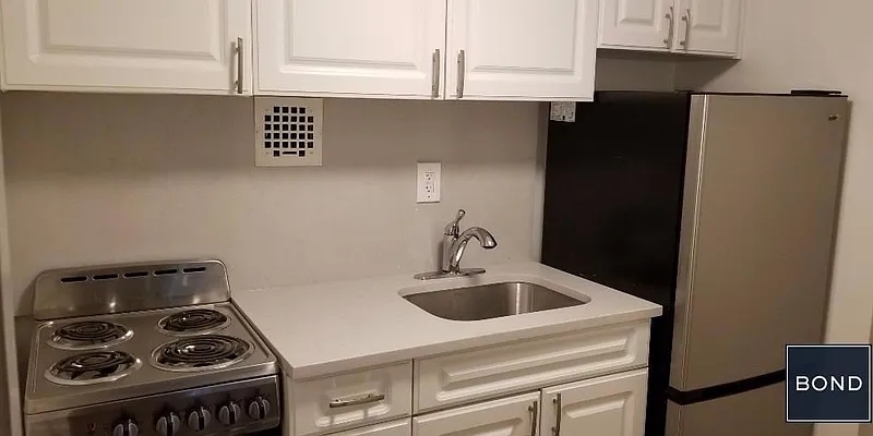 Rented by Bond New York | media 18