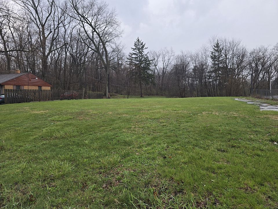 2nd image of 711 Pine Lake Ave