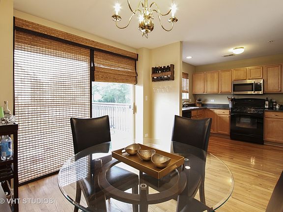 5th image of 661 Diamond Pointe Dr