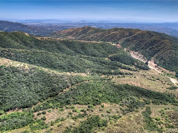 37251 Oak Glen Rd, Yucaipa, CA 92399