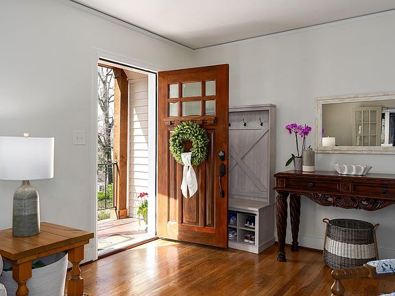 5th image of 307 Ridge Rd