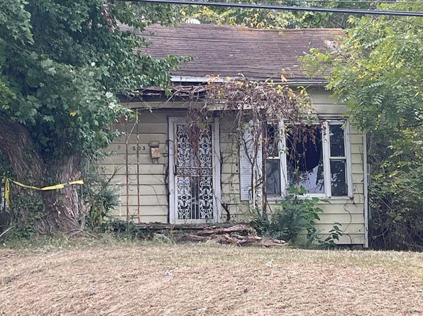 203 S Atkinson Ave, Earlington, KY 42410