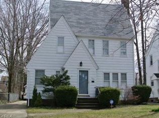1087 Rushleigh Rd, Cleveland Heights, OH 44121