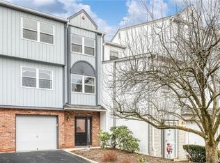 10 Kensington Ct, Nanuet, NY 10954