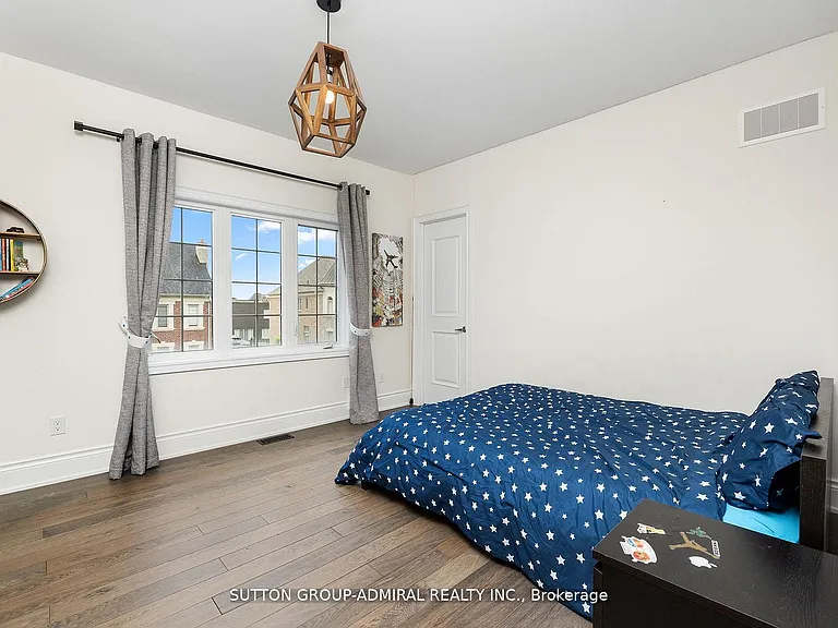 36 Hurst Ave — Photo 19