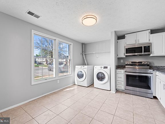 4th image of 10126 Statesboro Ct