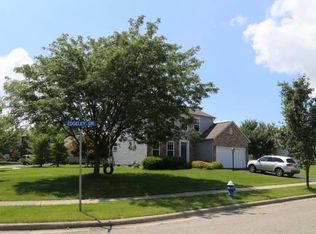 5033 Edgeley Dr, Hilliard, OH 43026