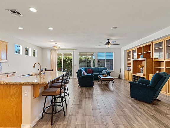 5th image of 608 American Falls Drive