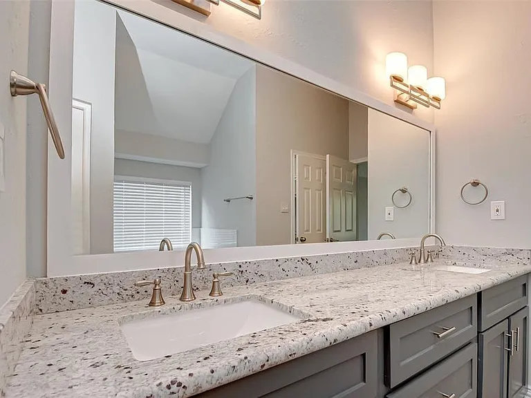 2615 Woodstream Blvd — Photo 34