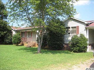 2nd image of 121 Indian Springs Dr