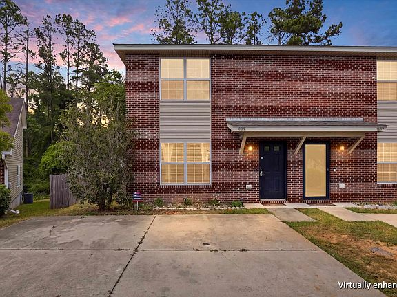 3rd image of 1604 Corey Wood Cir