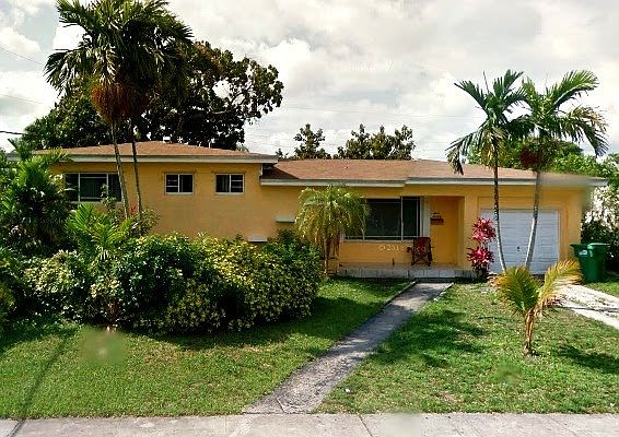 1st image of 770 NW 197th Ter