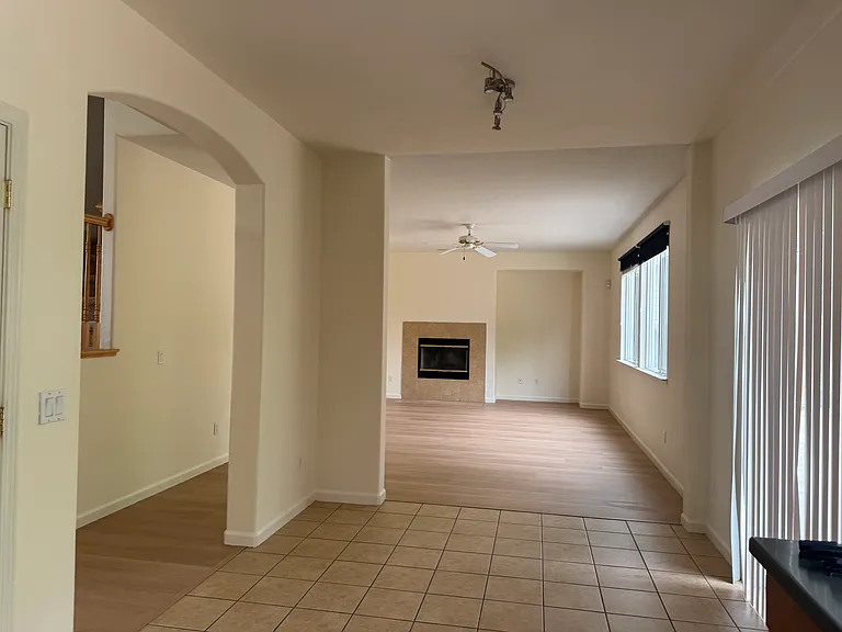 9633 McKenna Dr — Photo 16