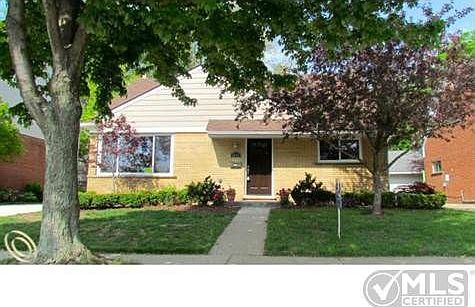 2713 Clawson 1