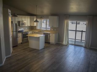 2309 Sunny Ln APT J, Suamico, WI 54313