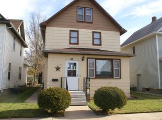411 S 4th St, Aberdeen, SD 57401