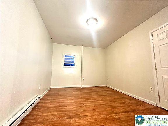3rd image of 171-173 W Ridge St #3