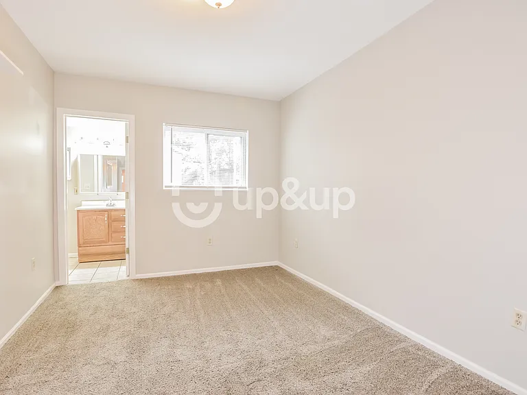 4000 Schiller Pl — Photo 7