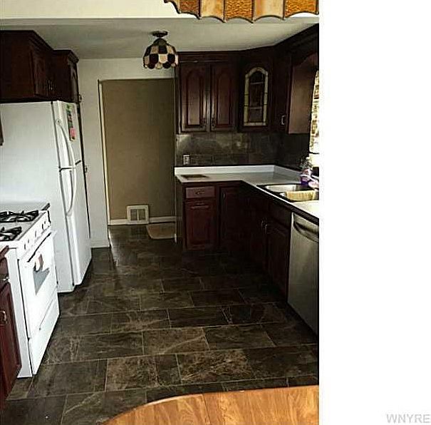 1st image of 31 Addison Ave
