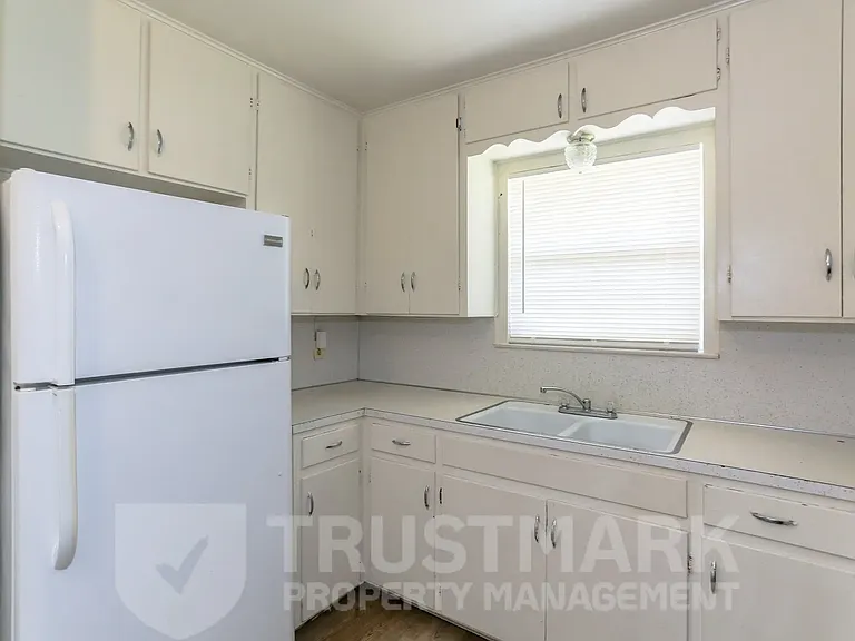 507 Adams Ave #A — Photo 10