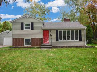 632 Butler St, De Pere, WI 54115