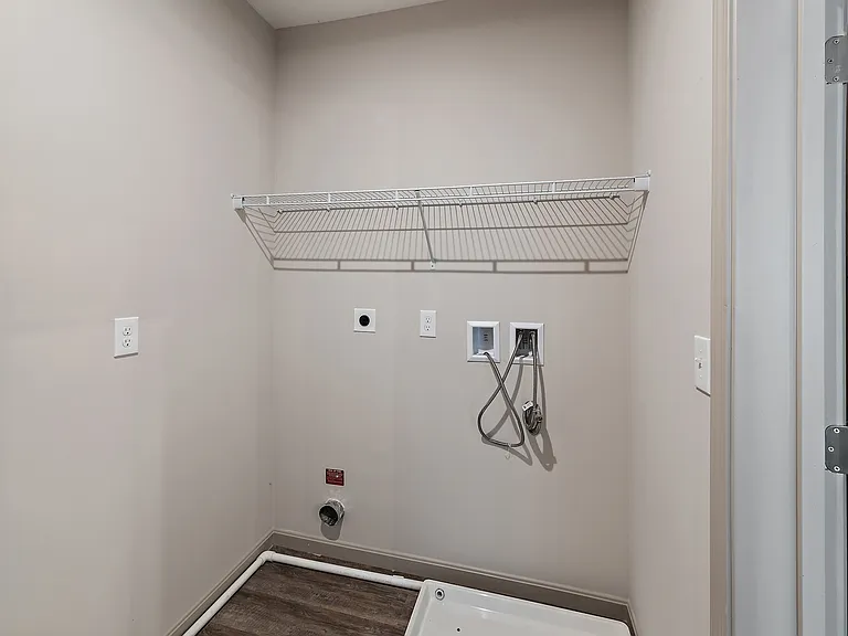 19Nineteen Promenade — Photo 184