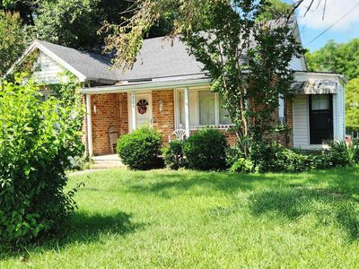 1838 Vinson St, Staunton, VA, 24401