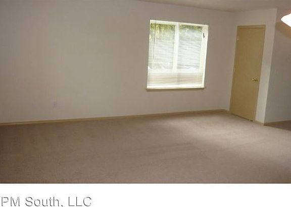 5th image of 3500 I St NE APT 103