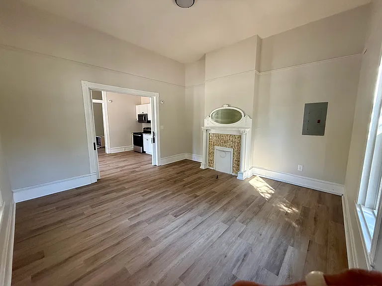 213 Dennis St — Photo 13