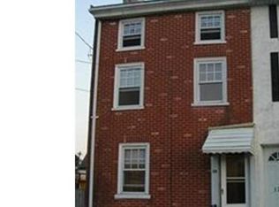 118 W 3rd St, Bridgeport, PA 19405