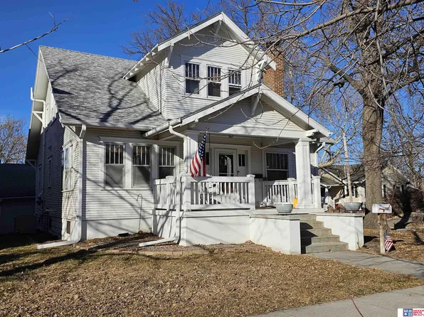 2444 C St, Lincoln, NE 68502