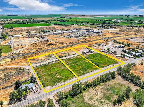 1813-1819 E 1750 S, Gooding, ID 83330