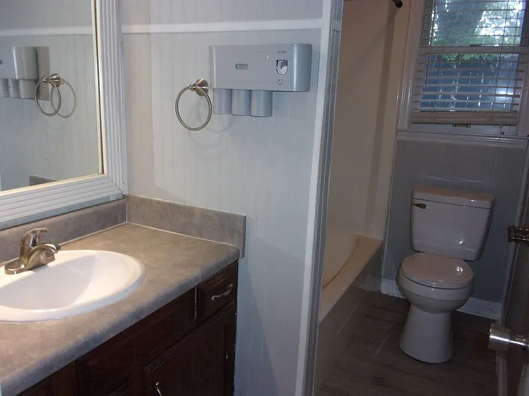 589 Cedarvilla Dr — Photo 9