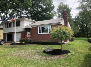 415 Dodge Rd, Getzville, NY 14068