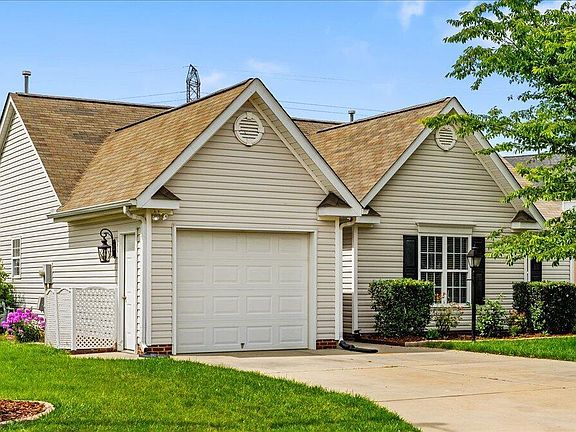 3rd image of 305 Slate Dr