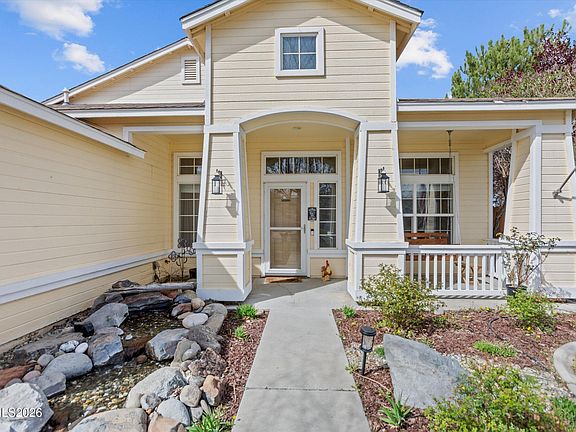 3rd image of 7815 Almeria Ct