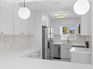 8861 SW 42nd St, Miami, FL 33165