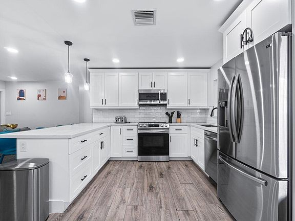 3rd image of 4137 Rodgers Street
