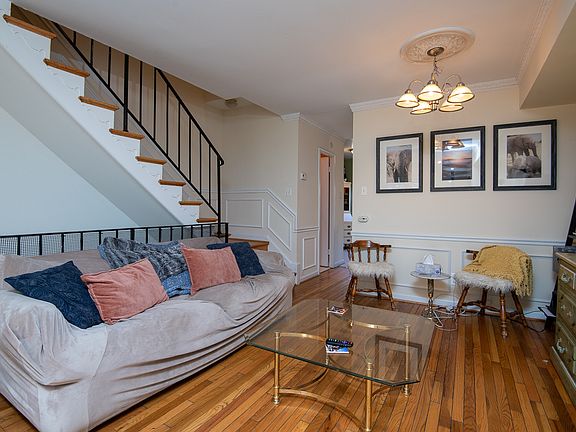 3rd image of 1778 Lanier Pl NW APT 10C