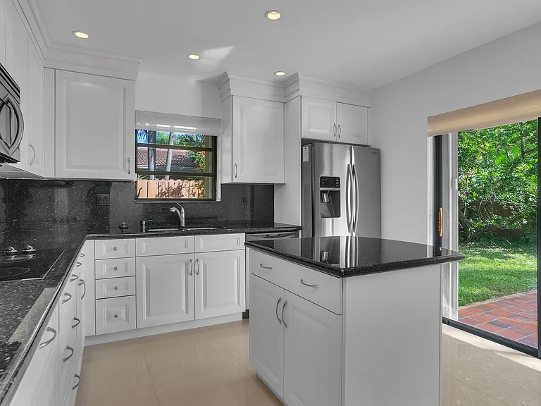 21131 Highland Lakes Blvd — Photo 6