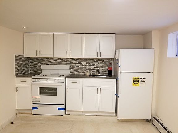5th image of 11518 199th St