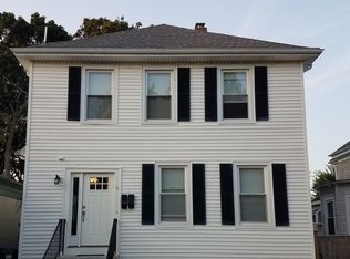 28 E Bowery St #1, Newport, RI 02840